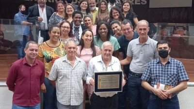 Sessão Solene de entrega do Título de Cidadão Pradopolense a Dionísio Tabajar Gulli